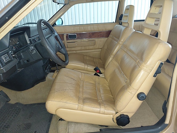 Volvo 262 11 of 20
