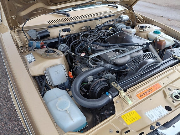 Volvo 262 8 of 20