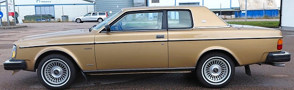 Volvo 262 2 of 20