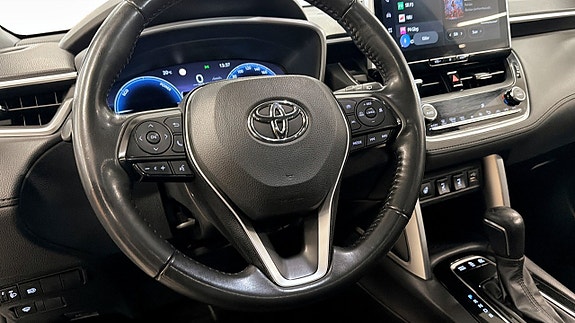 Toyota Corolla Cross 11 of 21