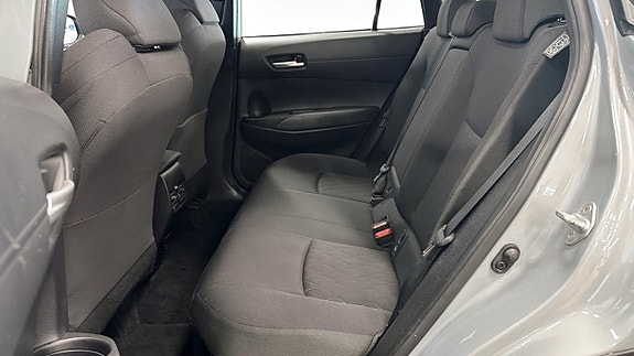 Toyota Corolla Cross 9 of 21