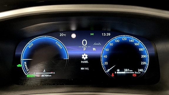 Toyota Corolla Cross 16 of 21