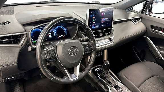 Toyota Corolla Cross 12 of 21