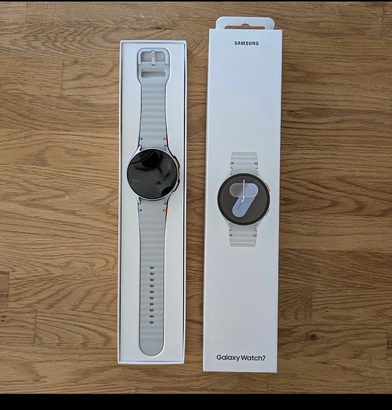 Samsung Galaxy Watch 7,44 mm, modell SM-L310, silver image 2