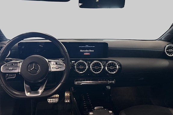 Mercedes-Benz A250 e 8 of 23