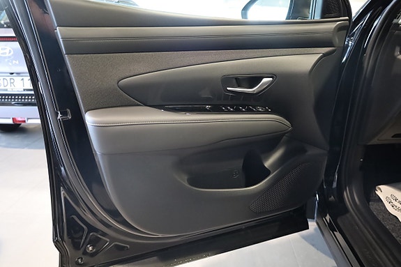 Hyundai Tucson 15 of 26
