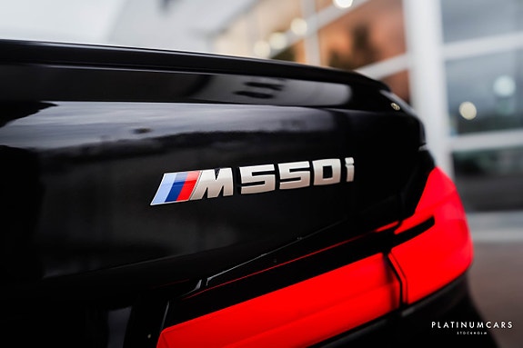 BMW M550i 24 of 26