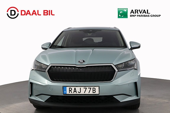 Skoda Enyaq 2 of 27