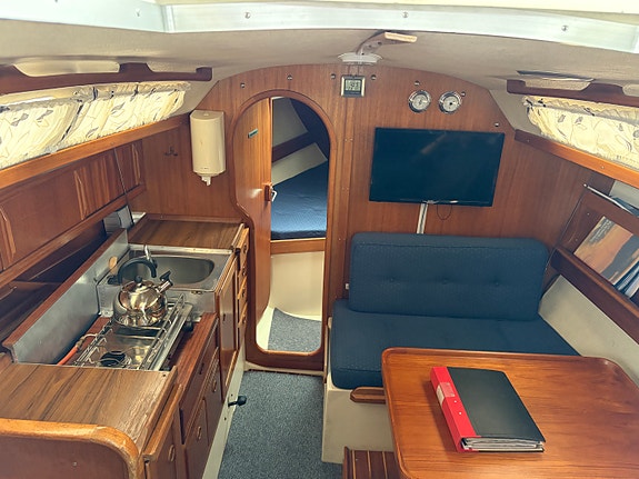 Maxi Fenix Dinette 5 of 14