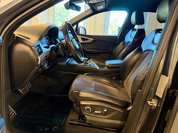 Audi Q7 18 of 30