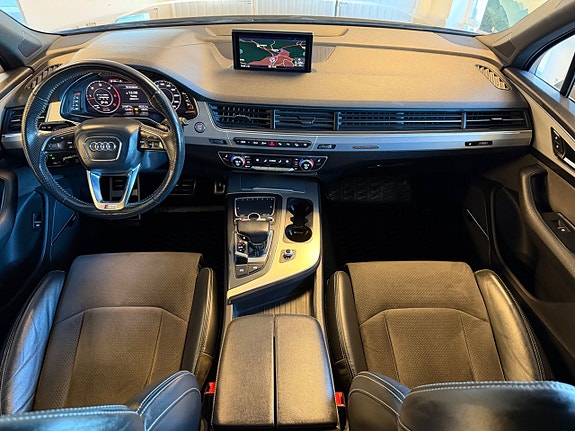 Audi Q7 16 of 30