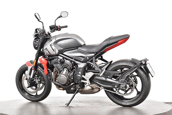 Triumph Trident 660 ABS Nyservad 4 of 18