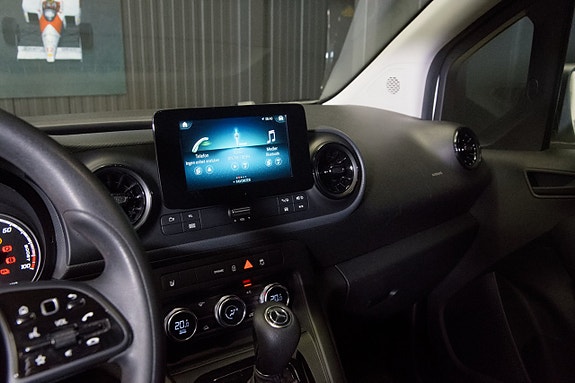 Mercedes-Benz eCitan 11 of 15