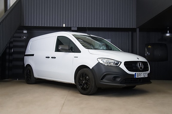 Mercedes-Benz eCitan 2 of 15
