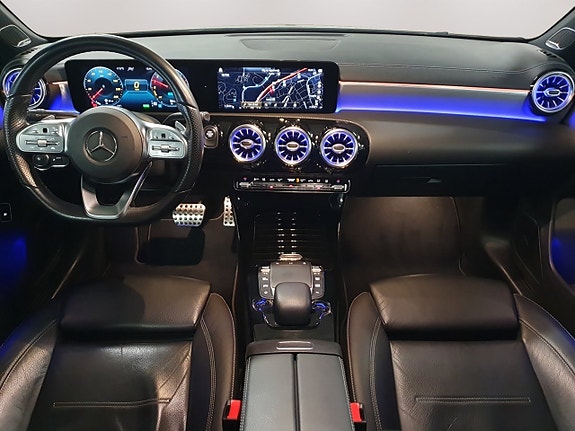 Mercedes-Benz A250 e 12 of 22