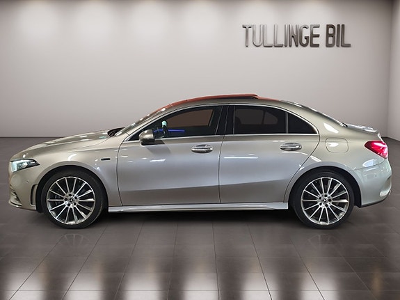 Mercedes-Benz A250 e 2 of 22