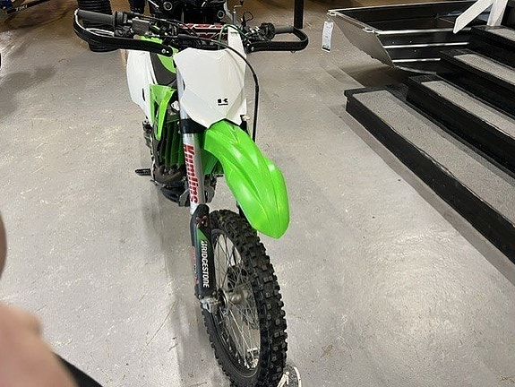 Kawasaki KX450 F 2 of 6