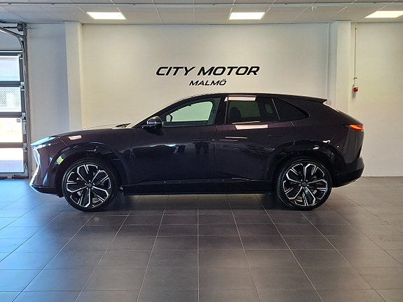 Mazda CX-6e 2 of 9