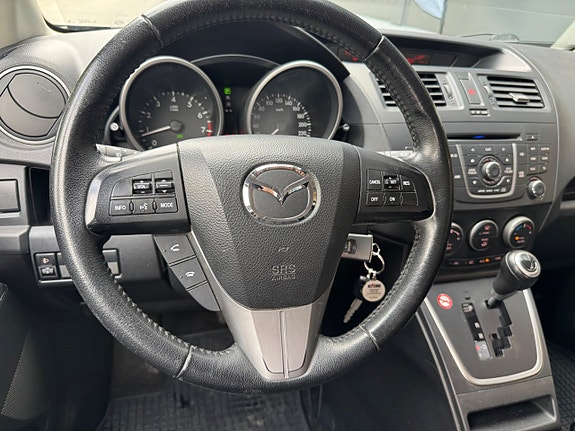 Mazda 5 12 of 18