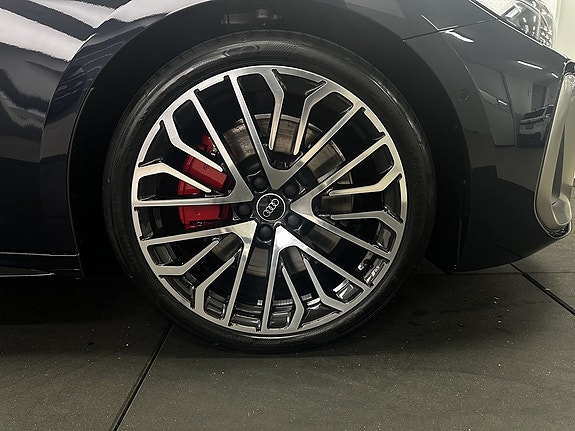 Audi A5 6 of 12