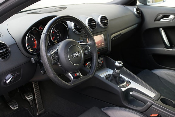 Audi TT 18 of 24