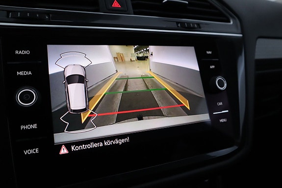 Volkswagen Tiguan Allspace 17 of 21