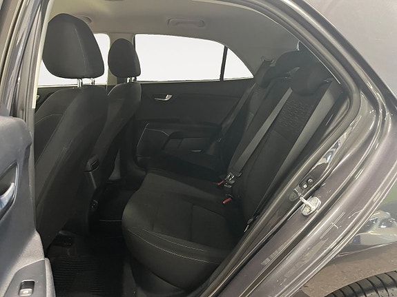 Kia Rio 11 of 19