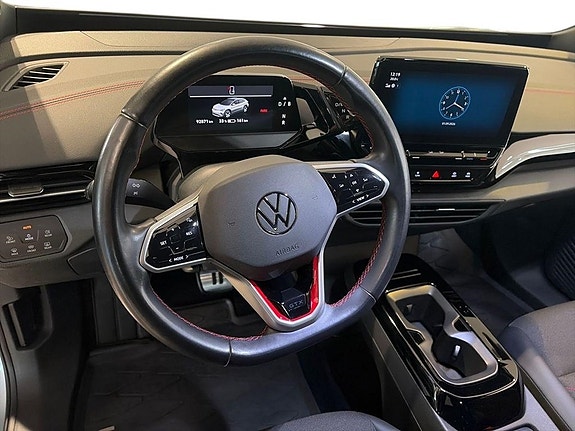 Volkswagen ID.4 GTX 11 of 13