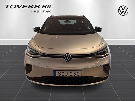 Volkswagen ID.4 GTX 8 of 13