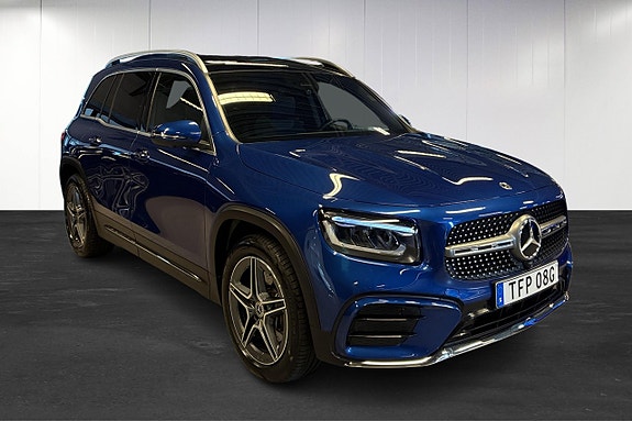 Mercedes-Benz GLB220 d 2 of 24