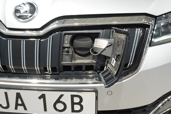 Skoda Superb 15 of 27