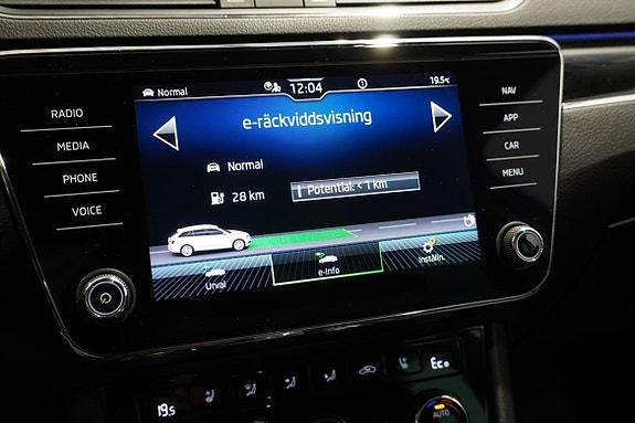 Skoda Superb 25 of 27