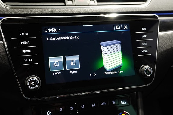 Skoda Superb 26 of 27