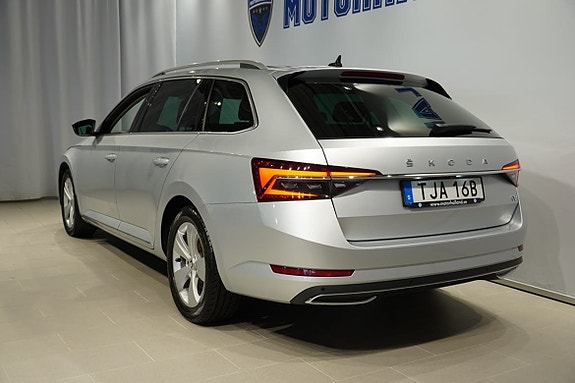 Skoda Superb 5 of 27
