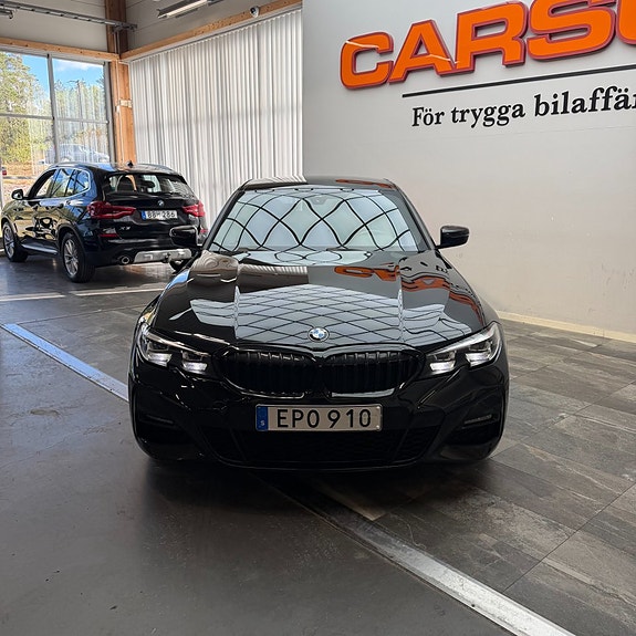 BMW 330e 6 of 12