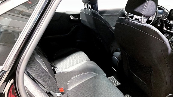 Ford Puma 4 of 10