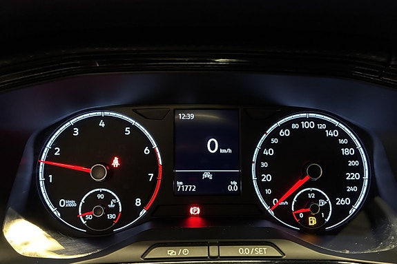 Volkswagen T-Cross 12 of 21
