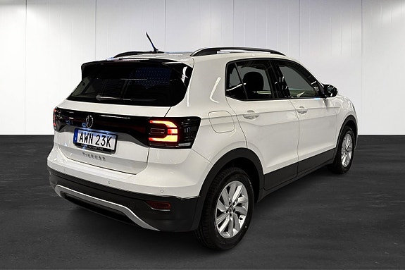 Volkswagen T-Cross 3 of 21