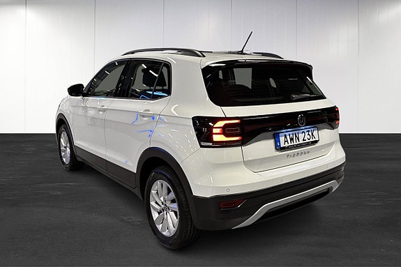 Volkswagen T-Cross 4 of 21