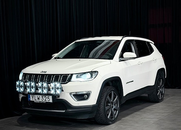 Jeep Compass 5 of 25