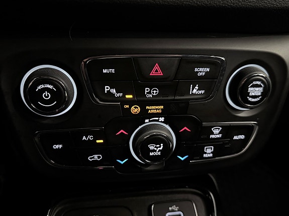 Jeep Compass 21 of 25