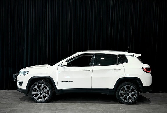 Jeep Compass 4 of 25
