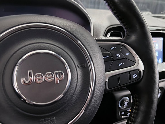 Jeep Compass 18 of 25