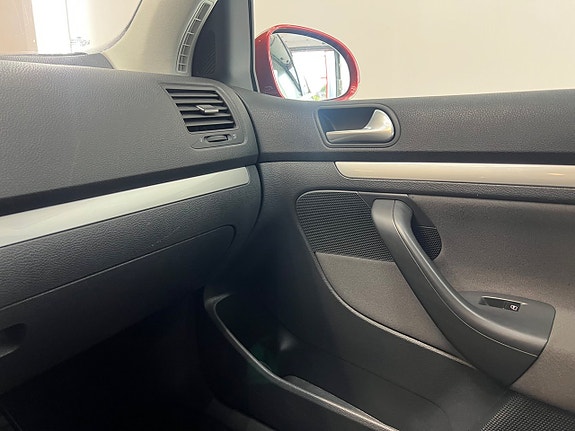 Volkswagen Golf I 17 of 28