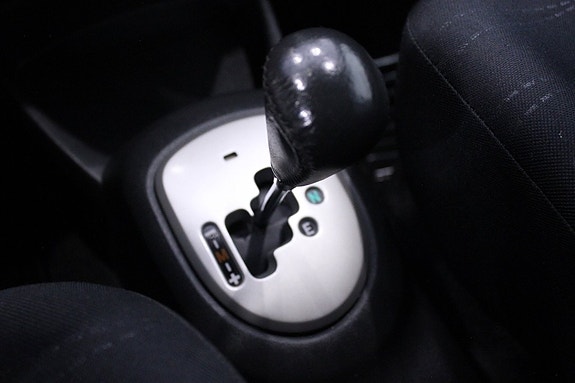 Toyota Yaris 22 of 23