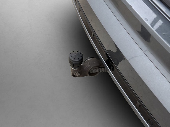 Volvo XC90 11 of 30