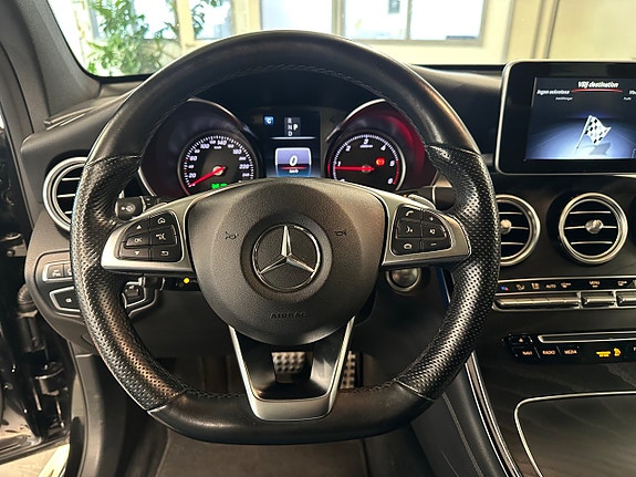 Mercedes-Benz GLC220 d 17 of 28