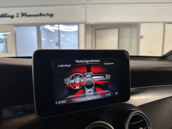 Mercedes-Benz GLC220 d 26 of 28