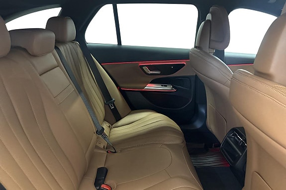 Mercedes-Benz E300 de 11 of 20