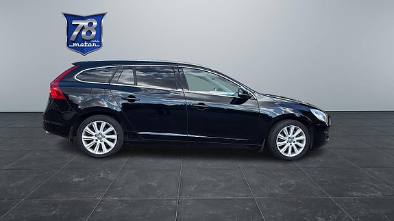 Volvo V60 3 of 14